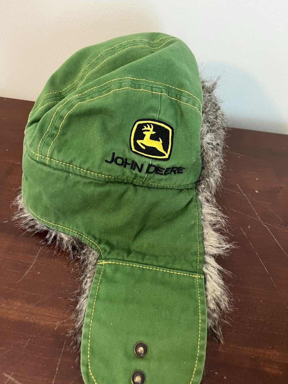 John Deere Trapper Hat Green Faux Fur Trim Lined Ear Flaps One Size Covers Ears